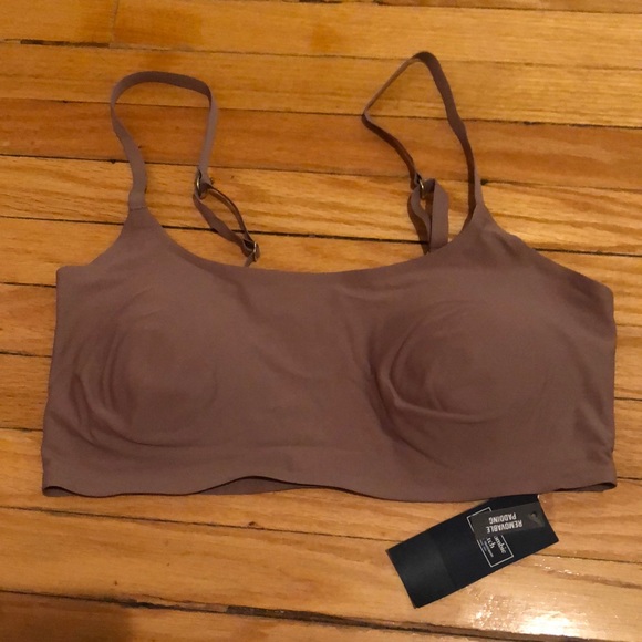 Abercrombie&Fitch Next to Naked Scoopneck Bralette, Size M, Mauve, NWT. - Picture 2 of 5